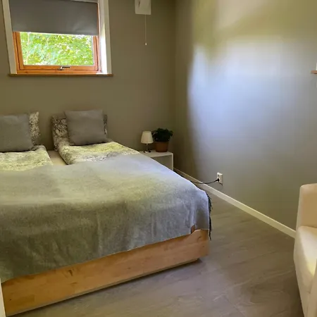 Διαμέρισμα Cozy Ground Floor In Nature, By Driving 300 Metres Of Gravel Road On Of The Hill