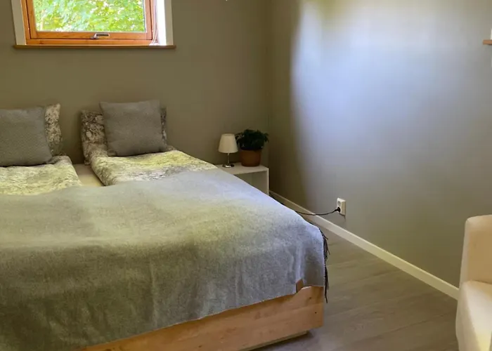 Apartamento Cozy Ground Floor In Nature, By Driving 300 Metres Of Gravel Road On Of The Hill