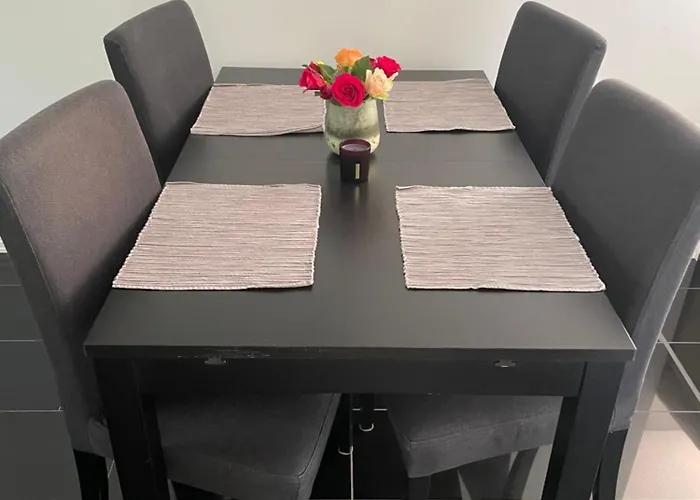 Apartment Cozy Ground Floor In Nature, By Driving 300 Metres Of Gravel Road On Of The Hill Lunde (Hordaland)