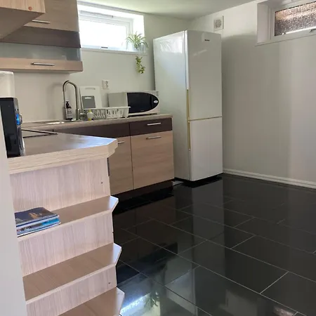 Cozy Ground Floor In Nature, By Driving 300 Metres Of Gravel Road On Of The Hill *